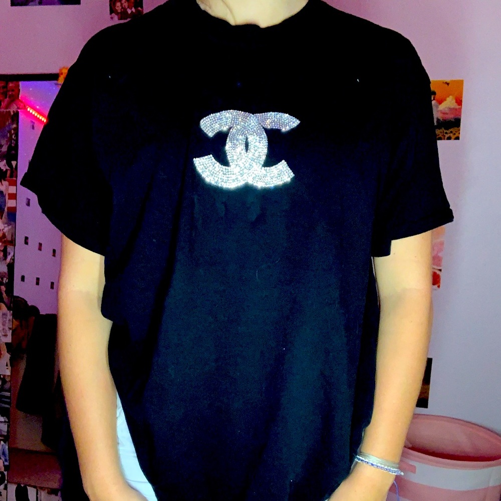 CHANEL T-SHIRT